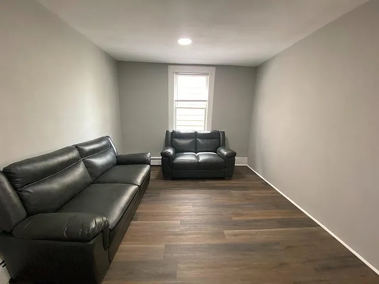 Unit Photo