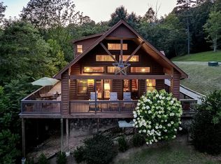 200 Deerwood Ct, Smithville, TN 37166