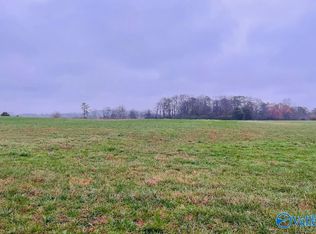 10 Union Grove Rd, Union Grove, AL 35175