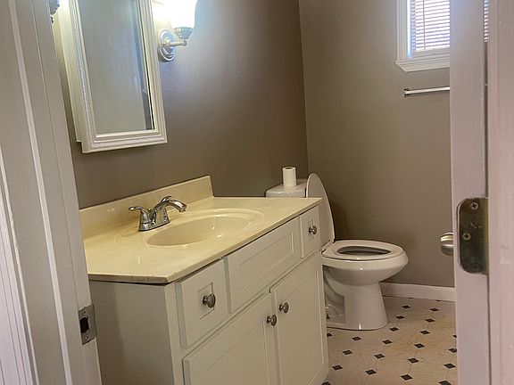 5th image of 332 Paden Ln Unit B