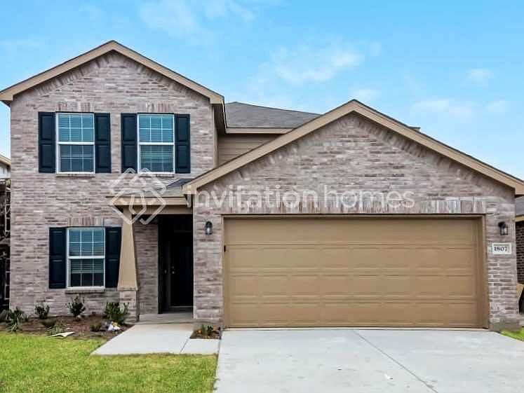 1st image of 1807 Edgemoor Way