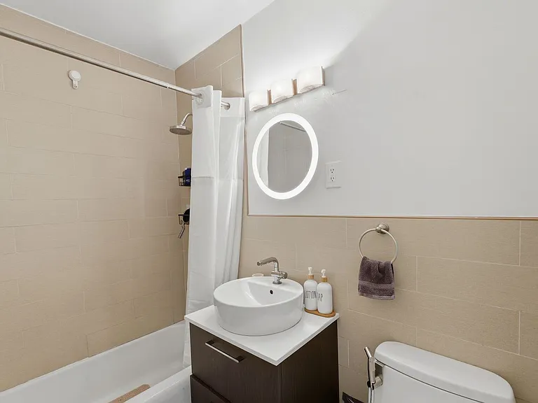 6050 Boulevard East #16E — Photo 21