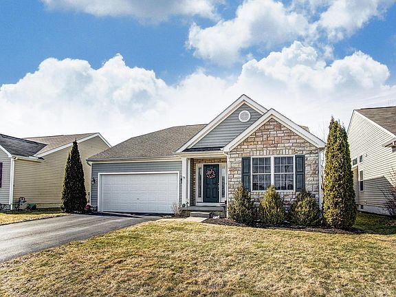 2nd image of 601 Cedar Run Dr