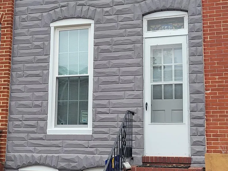 1440 Andre St #1 — Photo 1