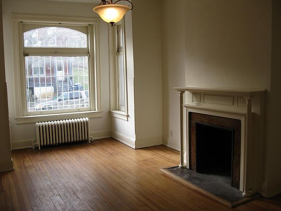 3rd image of 69 N St NW