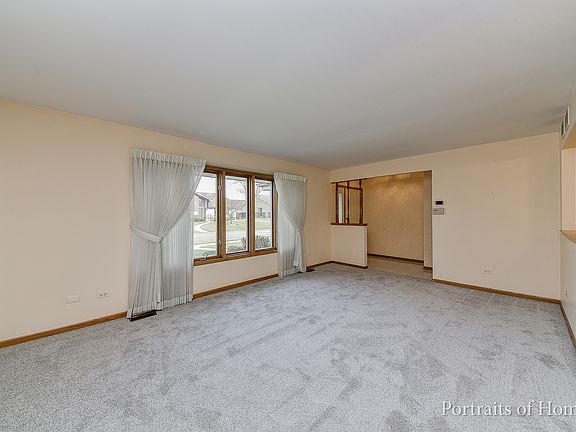 3rd image of 10553 Lynn Dr