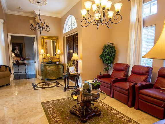 4th image of 857 SW Grand Reserves Blvd