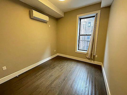 4th image of 162 Woodruff Ave #4G