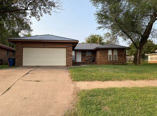 1517 E Hanson Cir, Stillwater, OK 74075