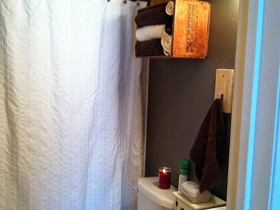 Main bathroom