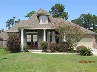 1000 Chevreuil St, Mandeville, LA 70448