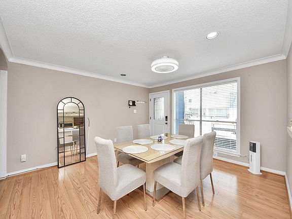 5th image of 781 Country Place Dr APT 2043
