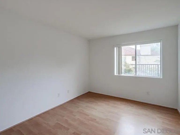 2045 Burton St #51 — Photo 25