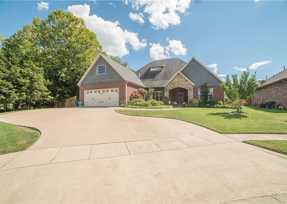 1st image of 4399 E Oakmont Dr