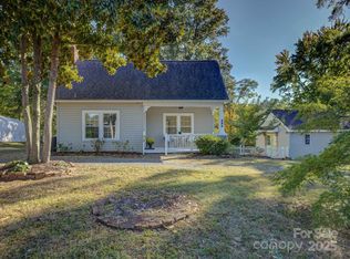 305 Park Dr, Fort Mill, SC 29715