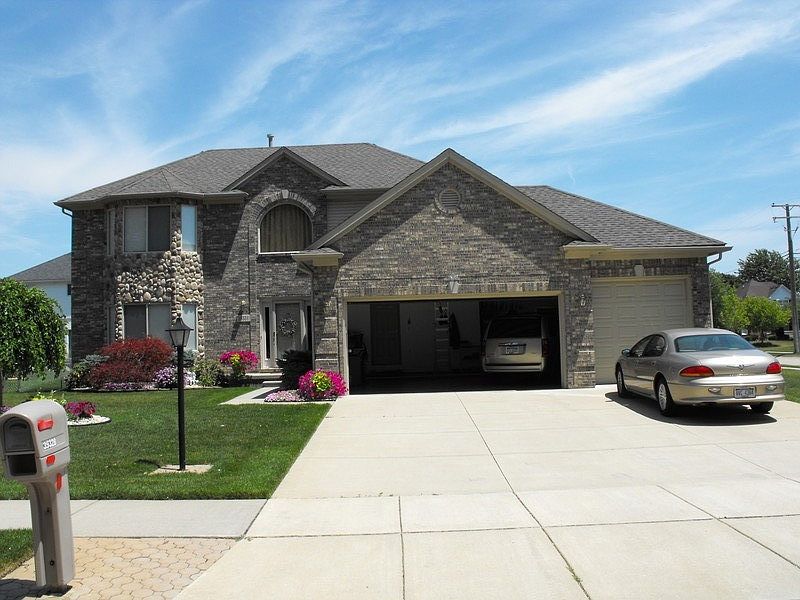 1st image of 39328 Casimira Ave