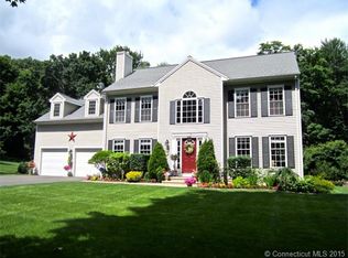 564 Shepard Ave, Hamden, CT 06514