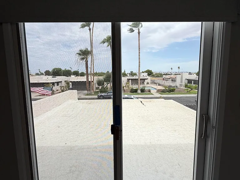 1440 E Laguna Pl — Photo 17