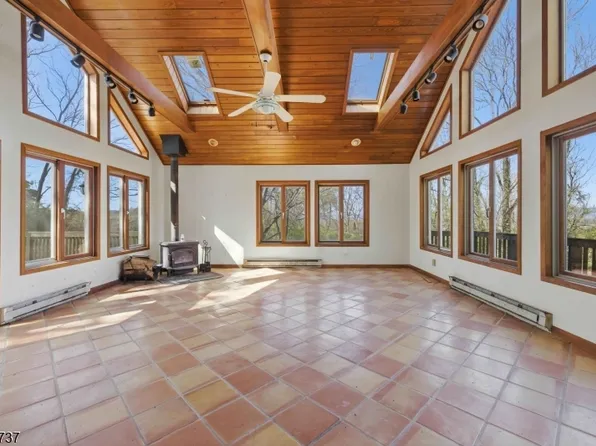 117 Linaberry Rd, Knowlton Twp., NJ 07832