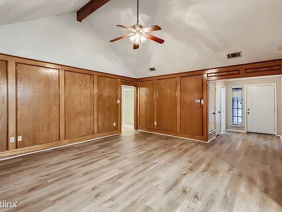 3rd image of 316 Cindy Ct