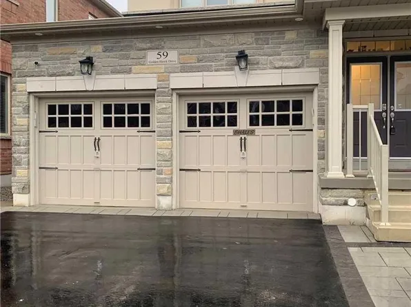 59 Golden Hawk Dr, Hamilton, ON L8B 0G6