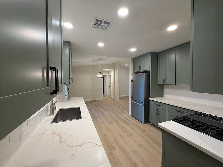 13336 Julian Dr — Photo 9