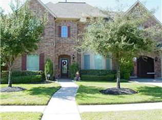 2311 Greenhaven Dr, Sugar Land, TX 77479