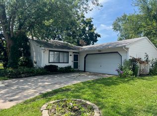 1035 Surrey Ct, Joliet, IL