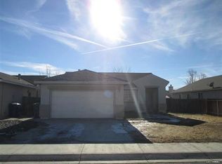 415 Sunshine Ln, Fernley, NV 89408