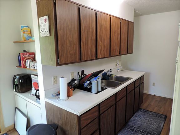 4th image of 1214 & 1216 Erie St. #2