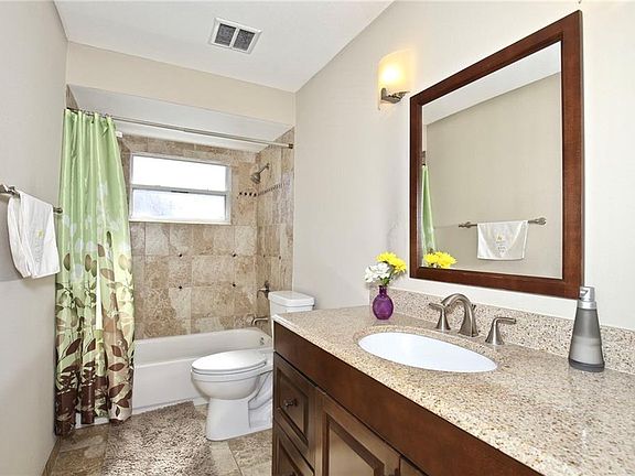 5th image of 2246 King Henrys Ct
