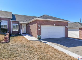 2821 Porter Ridge Rd, Lincoln, NE 68516