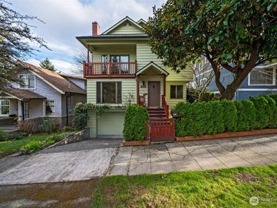 2418 Federal Avenue E, Seattle, WA, 98102