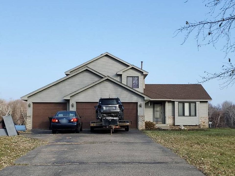 1st image of 2057 152nd Ln NE