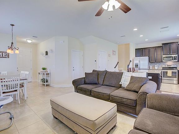 4th image of 8455 Nandina Dr