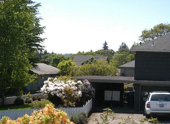 4th image of 1645 Bonnie Way NW