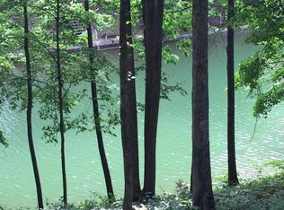 206 Amega Trce, Tellico Plns, TN 37774