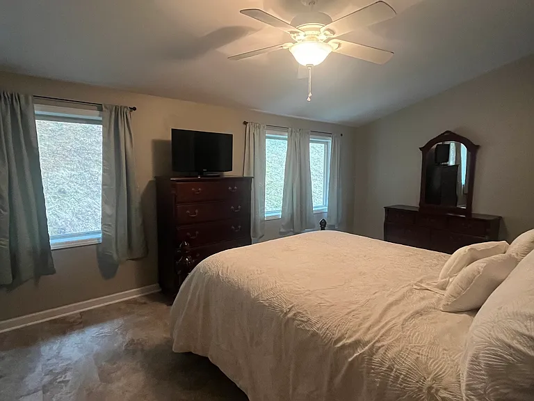 163 Golf Course Ln — Photo 8