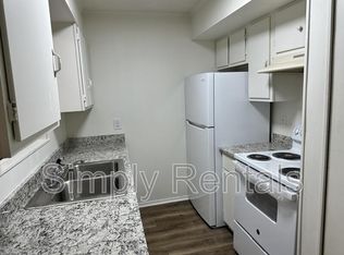 2002 Washington St #3, Commerce, TX 75428