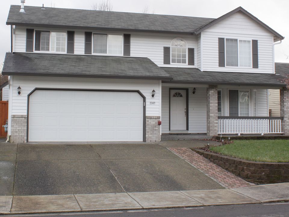 1st image of 2307 NE 108th St