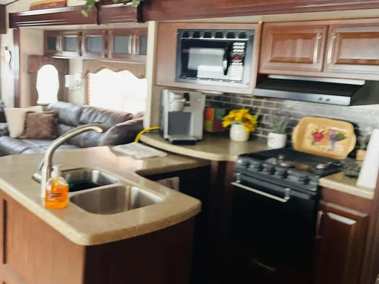 2214 Hoffmann Ln #RV — Photo 2