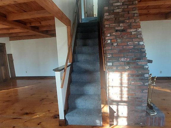 5th image of 220 E Squantum St APT 1