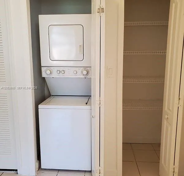 2925 SE 16th Ave #102 — Photo 15