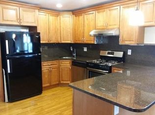 217 Marlboro St #1F, Quincy, MA 02170