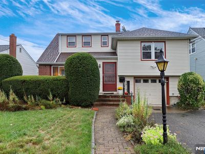 7-04 4th St, Fair Lawn, NJ, 07410