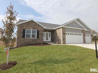 7007 N Water Oak Dr, Edwards, IL