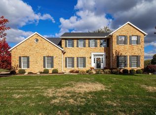 4005 Forest Rd, Davenport, IA 52807