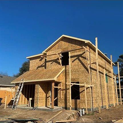 2nd image of 728 River Garden Dr