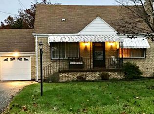 2002 Wakefield Ave, Youngstown, OH