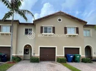 8910 SW 220th Ln, Cutler Bay, FL 33190
